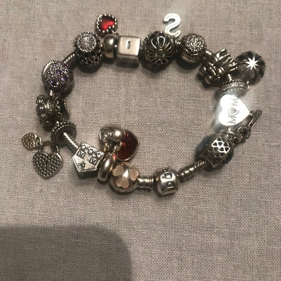 pandora charm bracelet - Picture 3 of 3